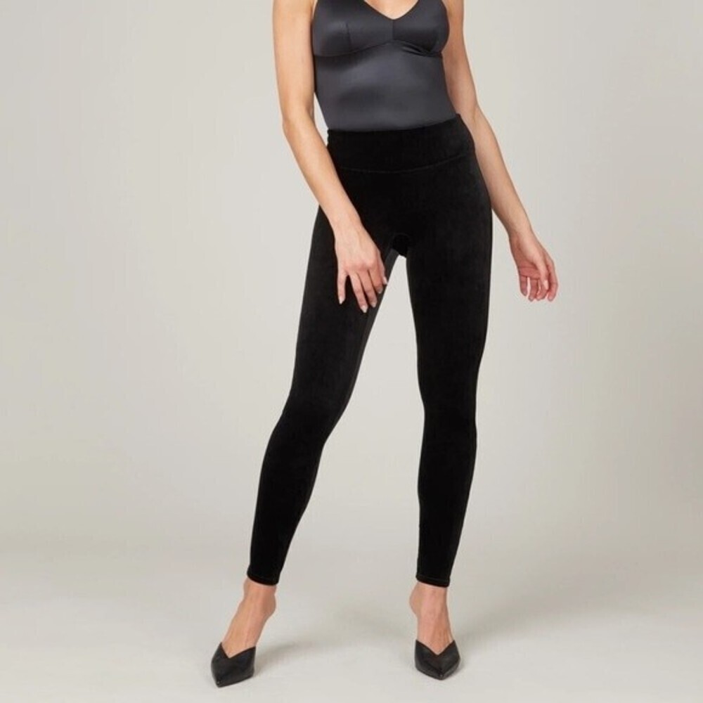 Spanx‎ Ready to Wow Velvet Leggings